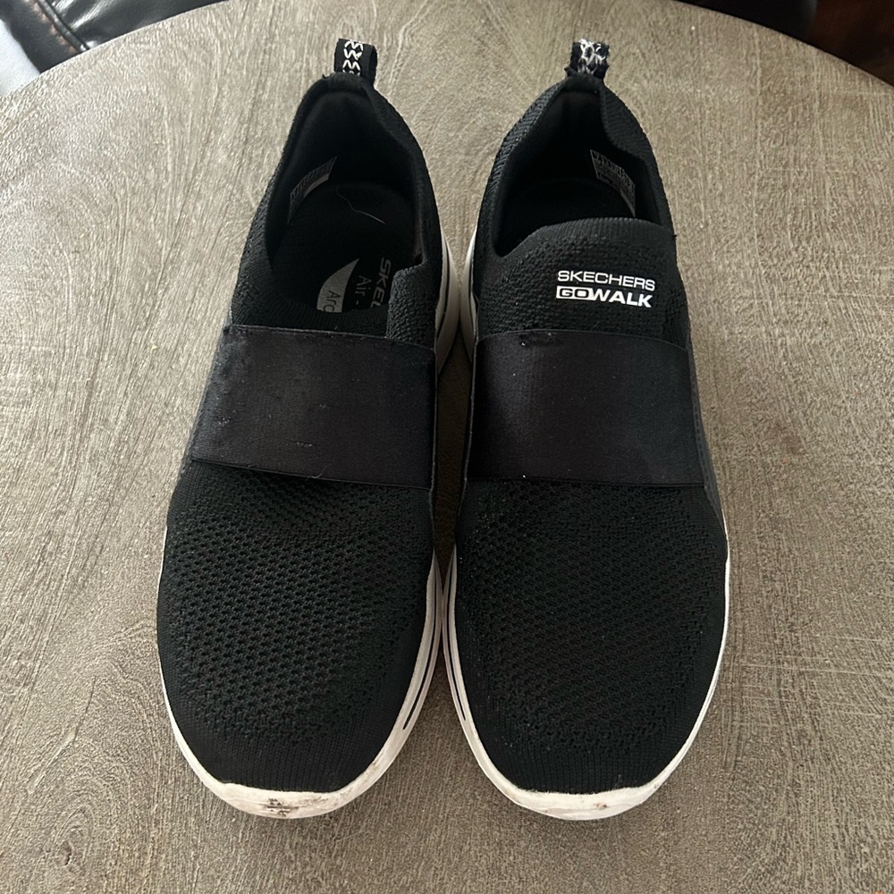 Skechers Women’s  Black and White Go Walk Sneakers